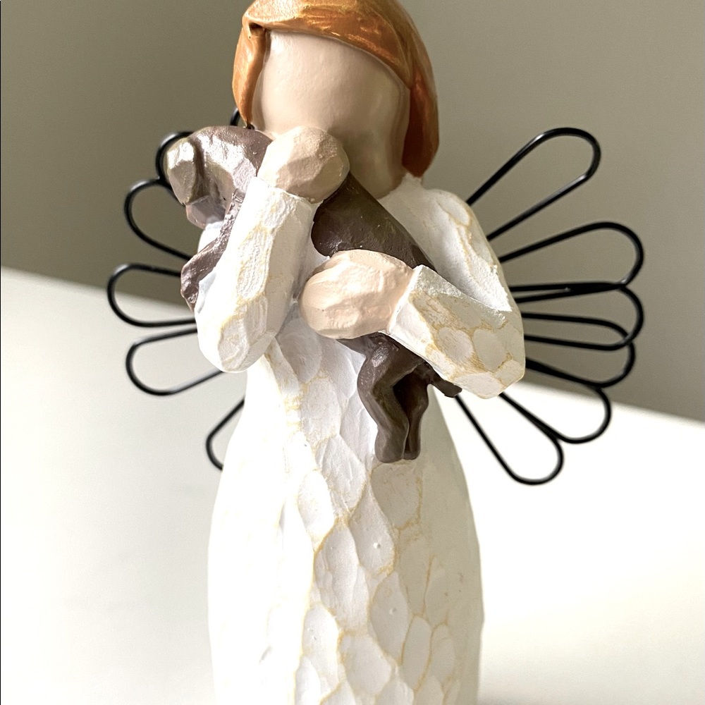 Figurine with dog